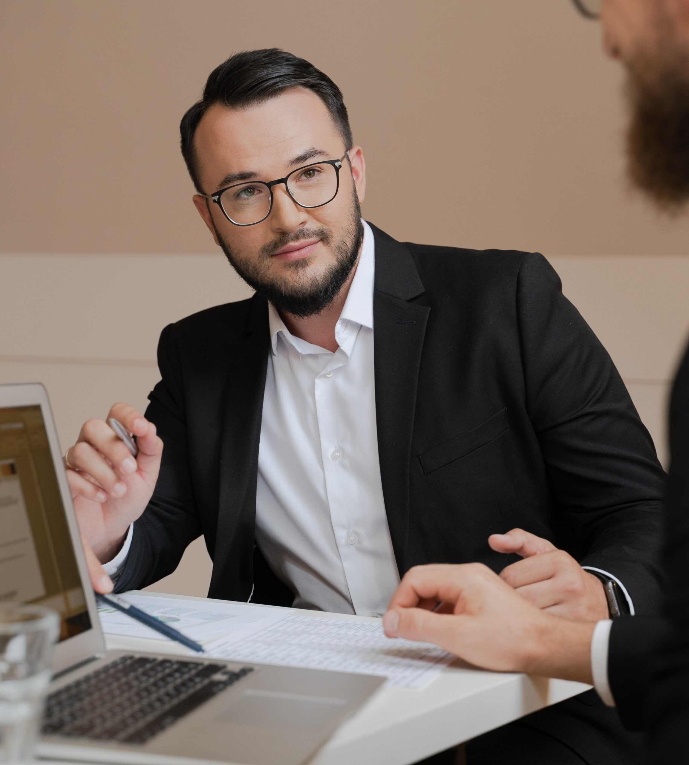 immigration consultant pakistan & dubai