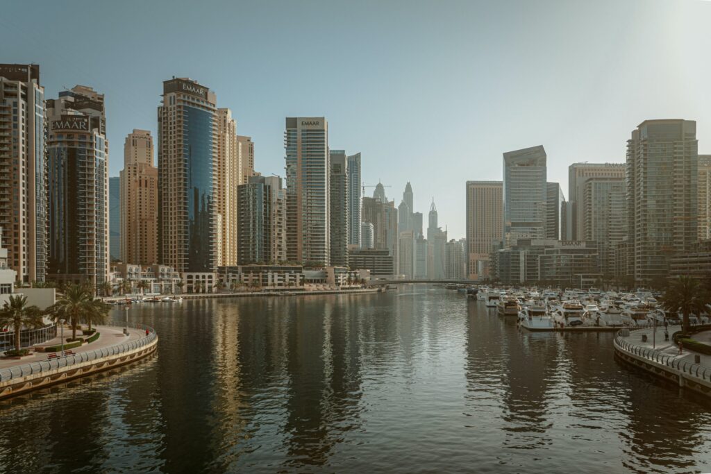 migrate from Dubai